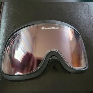 bollè snowboarding goggles